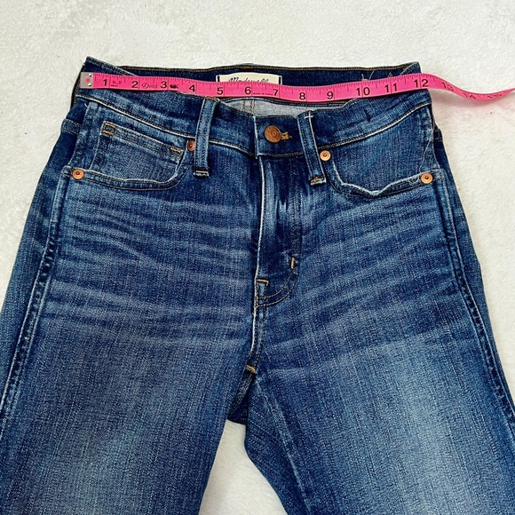 Madewell 9" High-Rise Distressed Skinny Jean - Size 24 - Picture 3 of 13